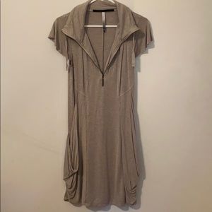 Quarter zip short sleeve shirt